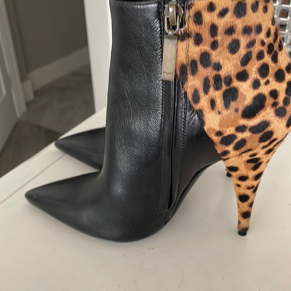 Saint Laurent Bootie